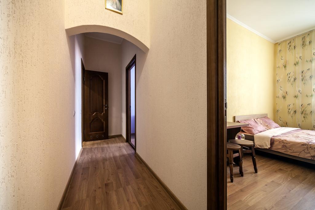 Modern 2Br Apartment In Central Lwów Zewnętrze zdjęcie